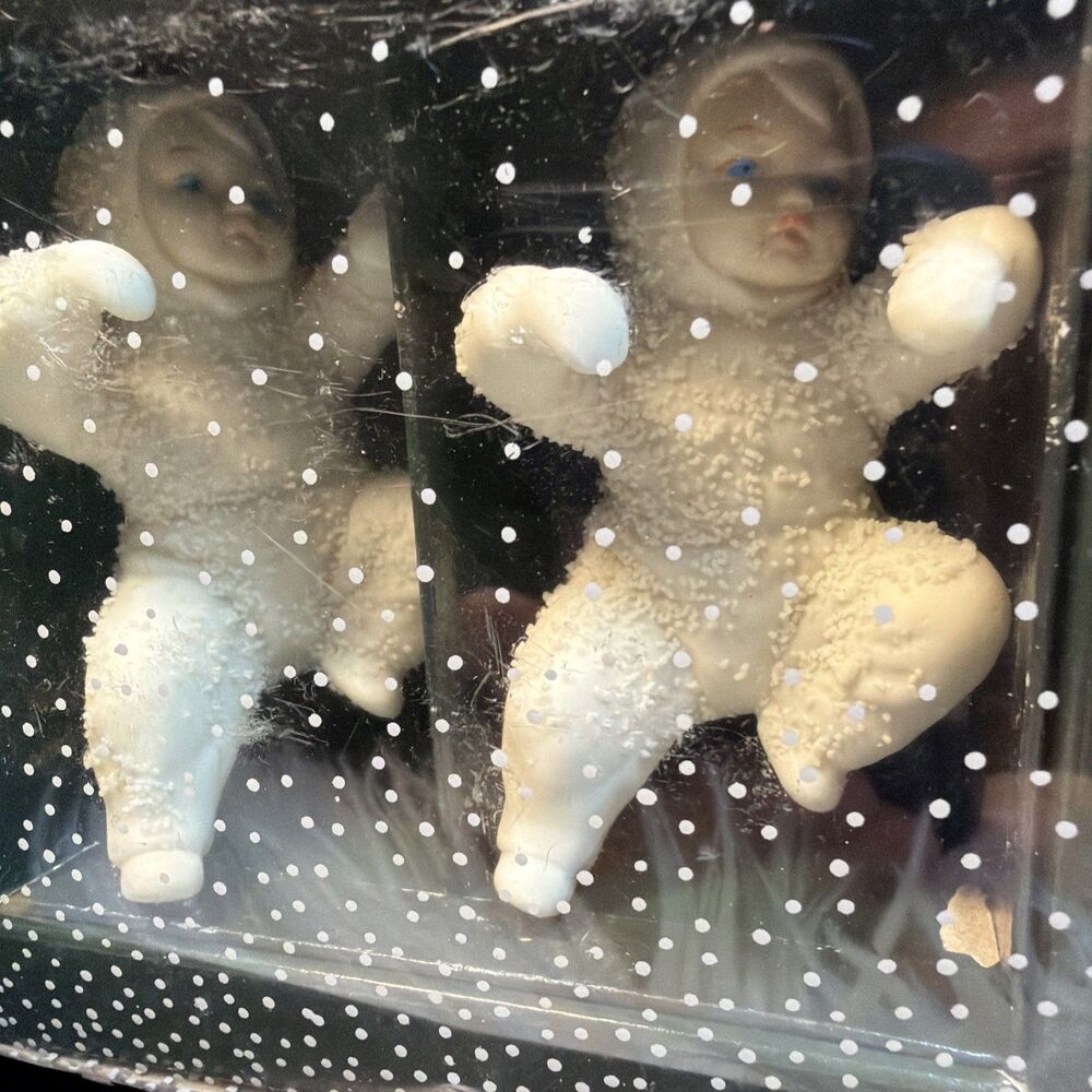 Snow Babies Winter Tales 2 Figurines 1988 Original Box